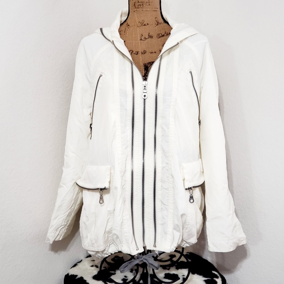 G.E.T. Jackets & Blazers - G.E.T. Performance Outerwear zip jacket Lots of pockets Lg outdoorsy utility
